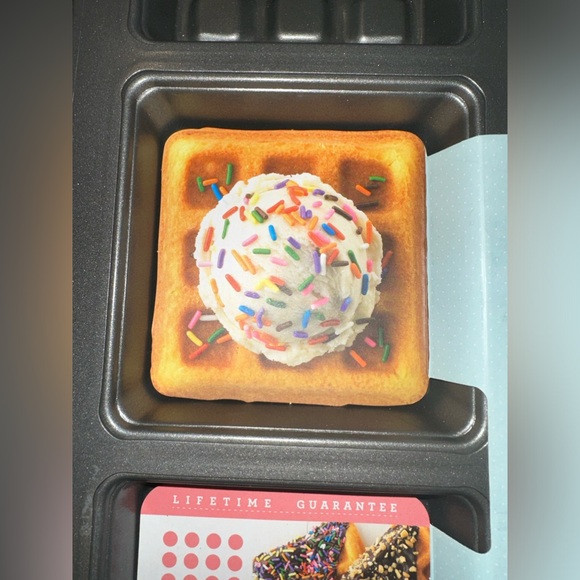Sweet Creations By Good Cook Waffle Cake Pan Easy Clean Nonstick NEW WITH TAGS - Picture 3 of 6